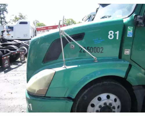 VOLVO VNL 2004-2018 HOOD