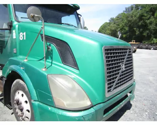 VOLVO VNL 2004-2018 HOOD