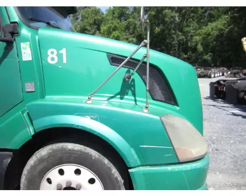 VOLVO VNL 2004-2018 HOOD