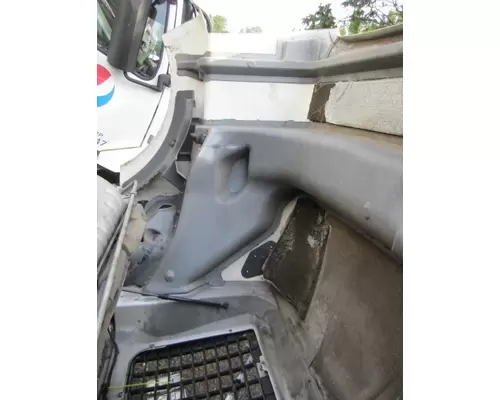 VOLVO VNL 2004-2018 HOOD