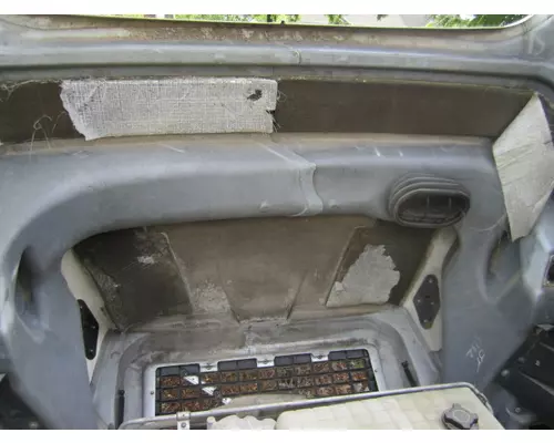 VOLVO VNL 2004-2018 HOOD