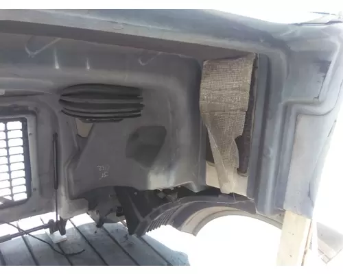 VOLVO VNL 2004-2018 HOOD