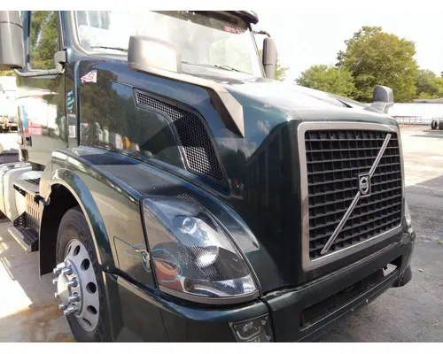 VOLVO VNL 2004-2018 HOOD