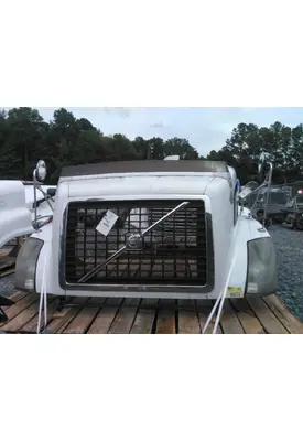 VOLVO VNL 2004-2018 HOOD