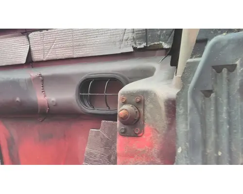 VOLVO VNL 2004-2018 HOOD