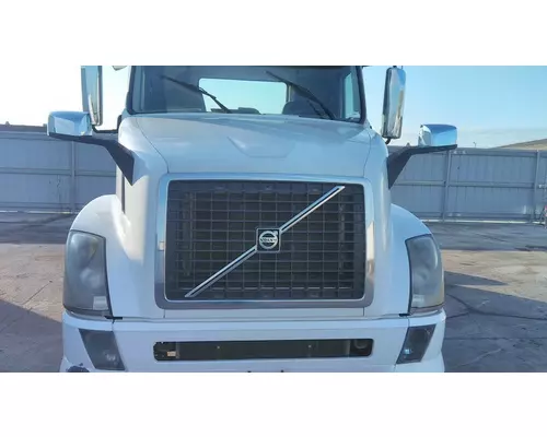 VOLVO VNL 2004-2018 HOOD