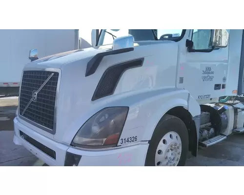 VOLVO VNL 2004-2018 HOOD