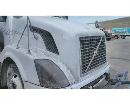 VOLVO VNL 2004-2018 HOOD