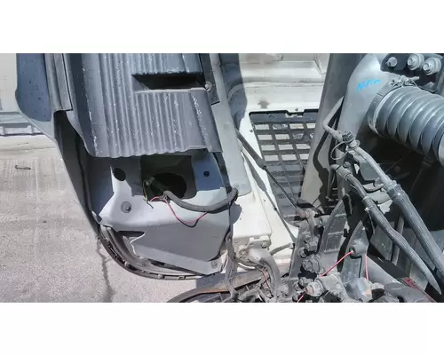 VOLVO VNL 2004-2018 HOOD