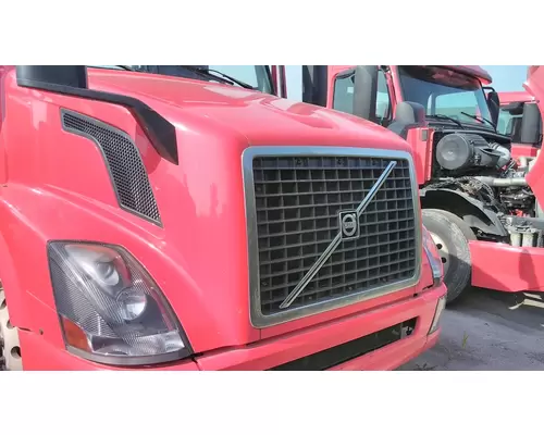 VOLVO VNL 2004-2018 HOOD
