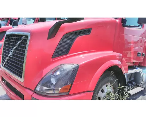 VOLVO VNL 2004-2018 HOOD