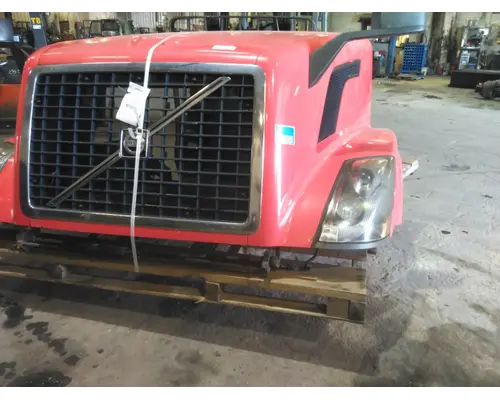 VOLVO VNL 2004-2018 HOOD