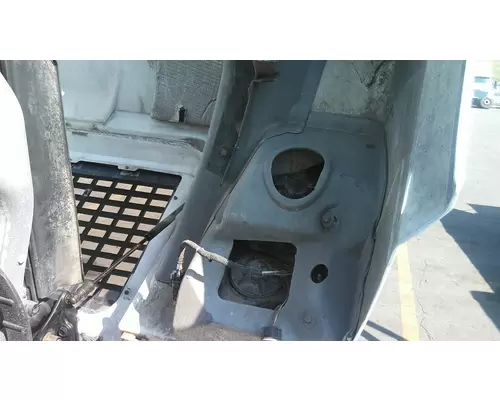 VOLVO VNL 2004-2018 HOOD