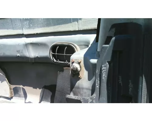 VOLVO VNL 2004-2018 HOOD