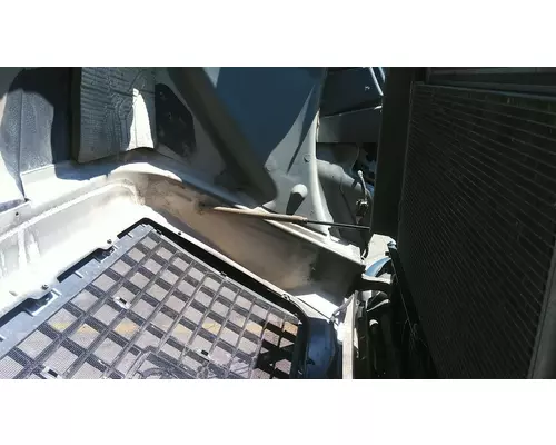VOLVO VNL 2004-2018 HOOD