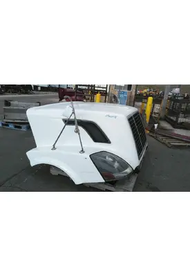 VOLVO VNL 2004-2018 HOOD