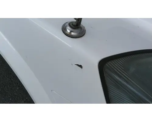 VOLVO VNL 2004-2018 HOOD