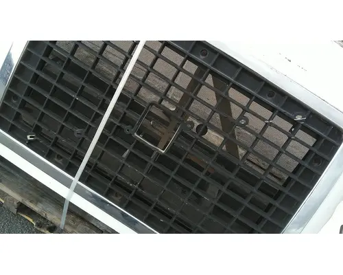 VOLVO VNL 2004-2018 HOOD