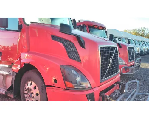 VOLVO VNL 2004-2018 HOOD