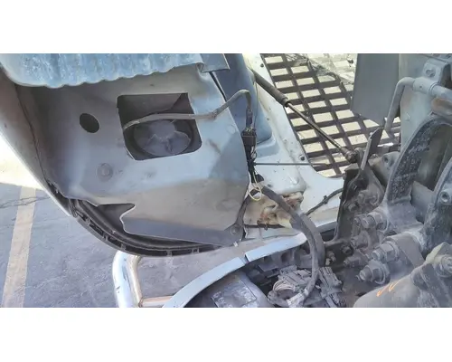 VOLVO VNL 2004-2018 HOOD