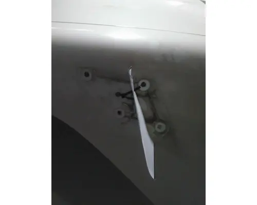 VOLVO VNL 2004-2018 HOOD