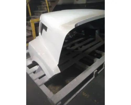 VOLVO VNL 2004-2018 HOOD