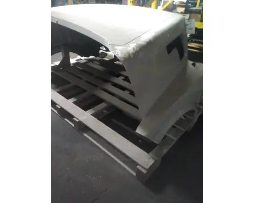 VOLVO VNL 2004-2018 HOOD