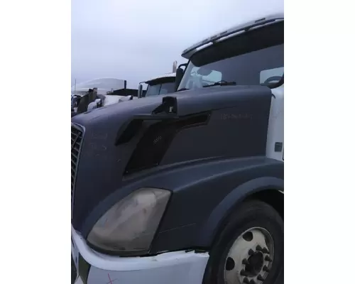 VOLVO VNL 2004-2018 HOOD