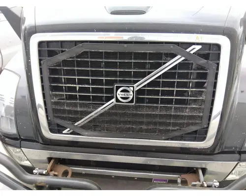 VOLVO VNL 2018-2024 GRILLE