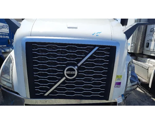 VOLVO VNL 2018-2024 GRILLE