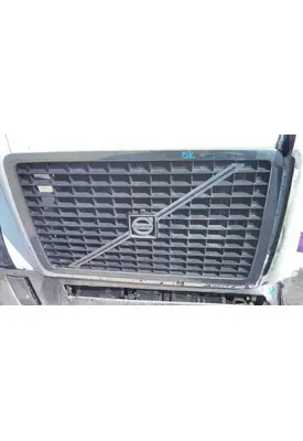 VOLVO VNL 2018-2024 GRILLE