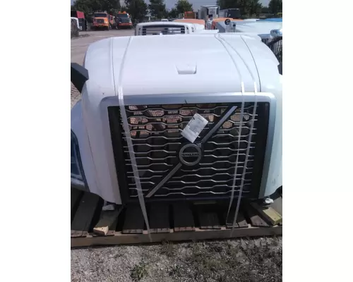 VOLVO VNL 2018-2025 HOOD