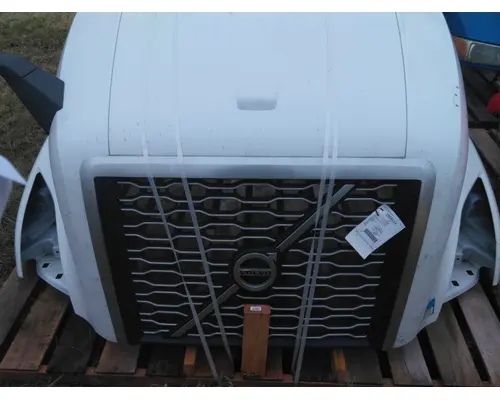 VOLVO VNL 2018-2025 HOOD