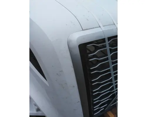 VOLVO VNL 2018-2025 HOOD