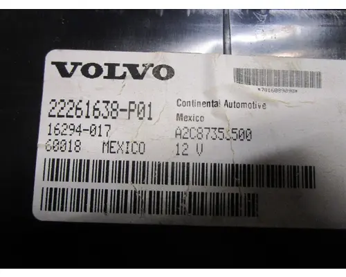 VOLVO VNL_22261638-P01 Instrument Cluster