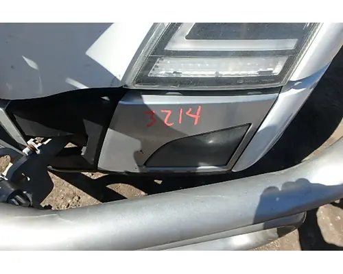 VOLVO VNL 610 Bumper Assembly, Front