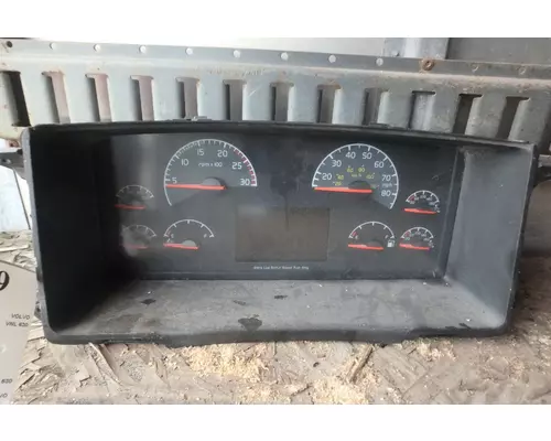 VOLVO VNL 630 Instrument Cluster