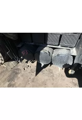 VOLVO VNL 670 Air Tank