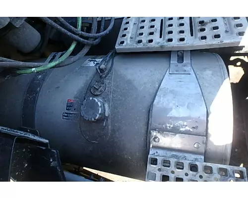 VOLVO VNL 670 Fuel Tank