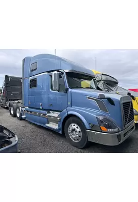 VOLVO VNL 670 Vehicle For Sale