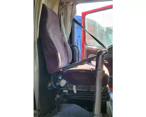 VOLVO VNL 680 Seat, Front