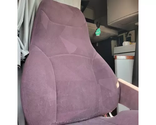 VOLVO VNL 680 Seat, Front