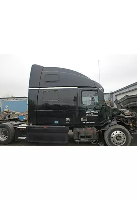 VOLVO VNL 780 Cab