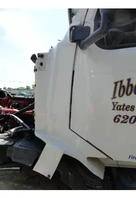 VOLVO VNL 780 Cowl Vent Panel