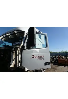 VOLVO VNL 780 Door Assembly, Front