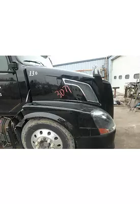 VOLVO VNL 780 Hood