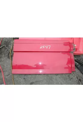 VOLVO VNL 780 Side Fairing