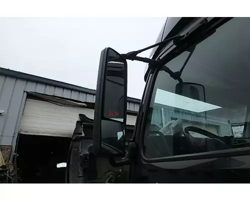 VOLVO VNL 780 Side View Mirror