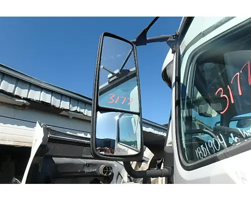 VOLVO VNL 780 Side View Mirror