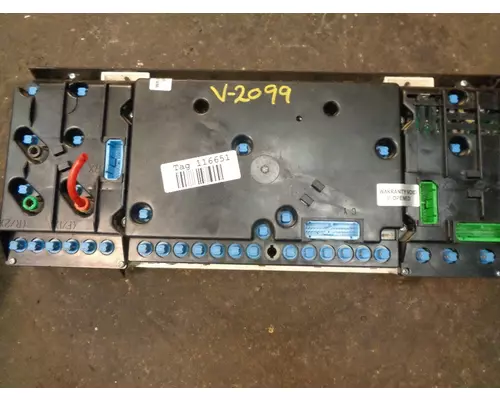 VOLVO VNL_85102029 Instrument Cluster